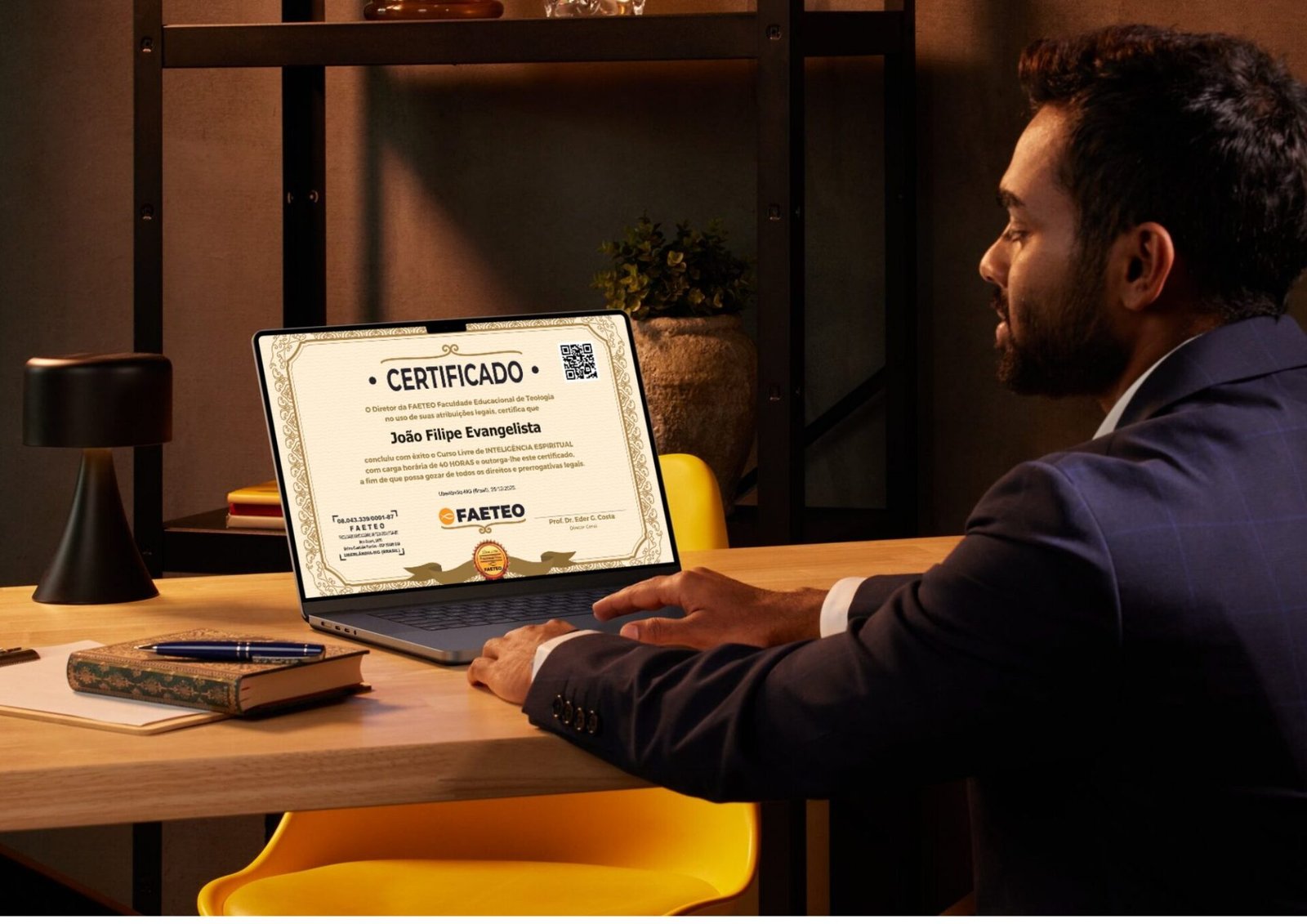 Curso Inteligencia Espiritual 5 Mockup do certificado de conclusão de 40 horas do Curso de Inteligência Espiritual emitido pela FAETEO.